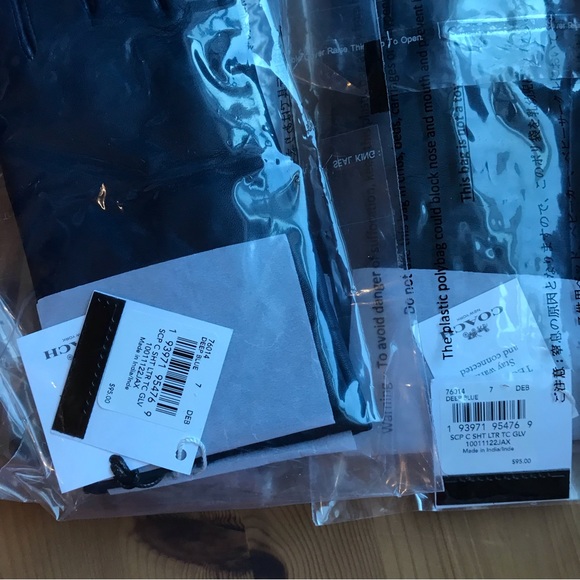 🥰 Coach Sculpted Signature Leather Tech Gloves deep blue - Picture 10 of 10